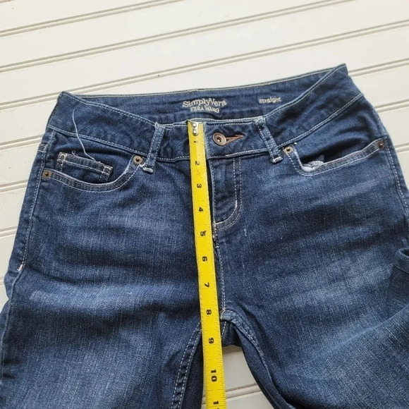 Simply Vera Wang Straight Jeans Women’s Dark Wash Blue 28x26 Stretch Sz 2 J9 - Picture 6 of 11